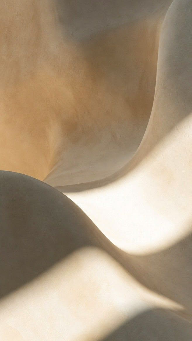 Grey-cream waves
